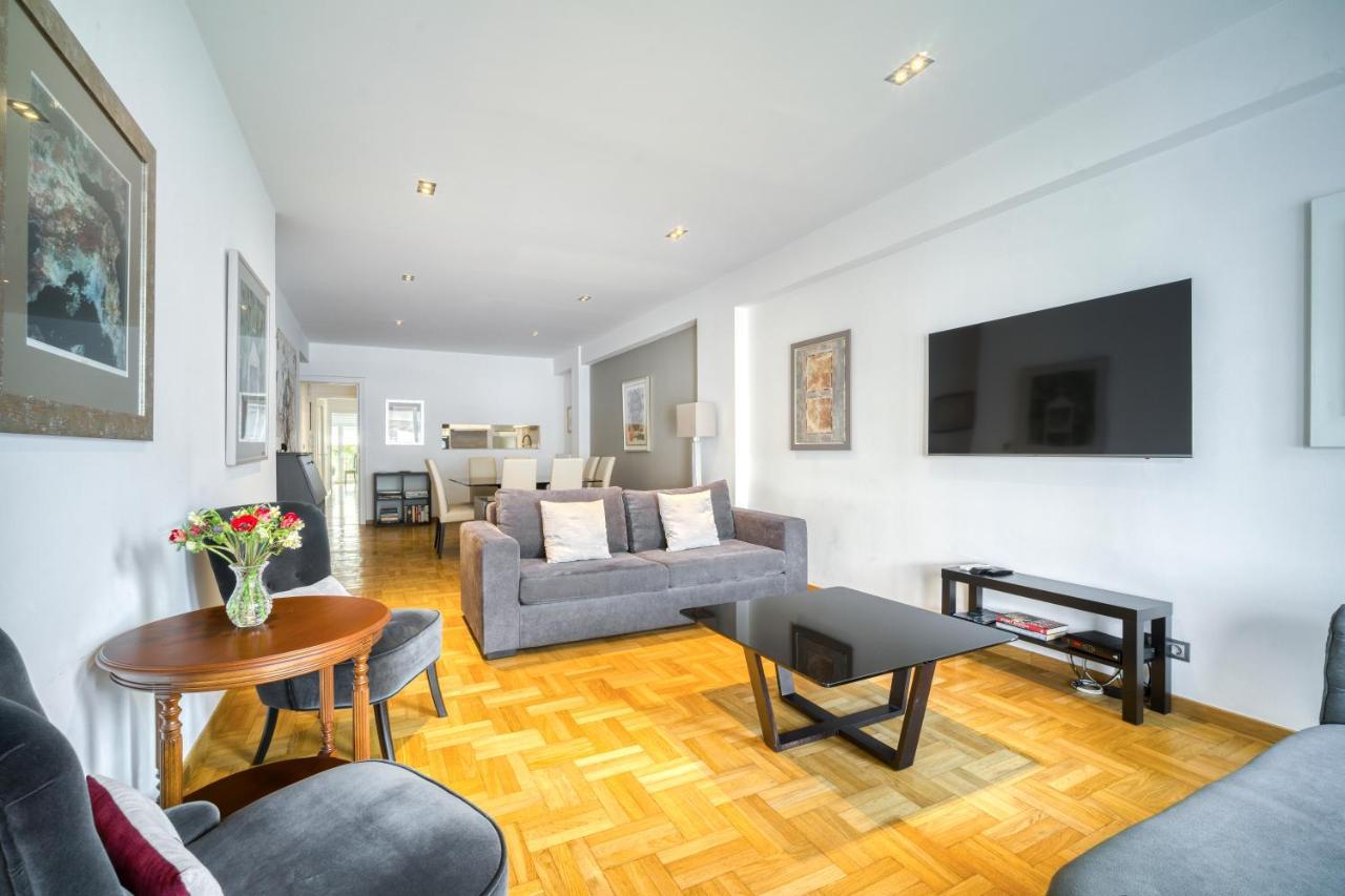 Bright Spacious Luxury Apartment In Prime Central Atina Dış mekan fotoğraf