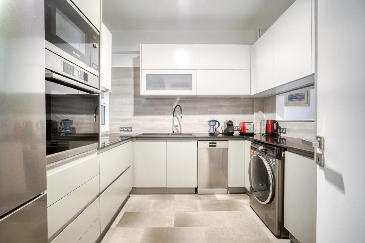 Bright Spacious Luxury Apartment In Prime Central Atina Dış mekan fotoğraf